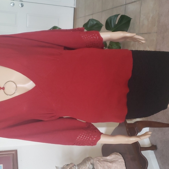 AB Studio xl deep vneck ring necklace perforated flutter sleeve ruby red - Picture 3 of 7